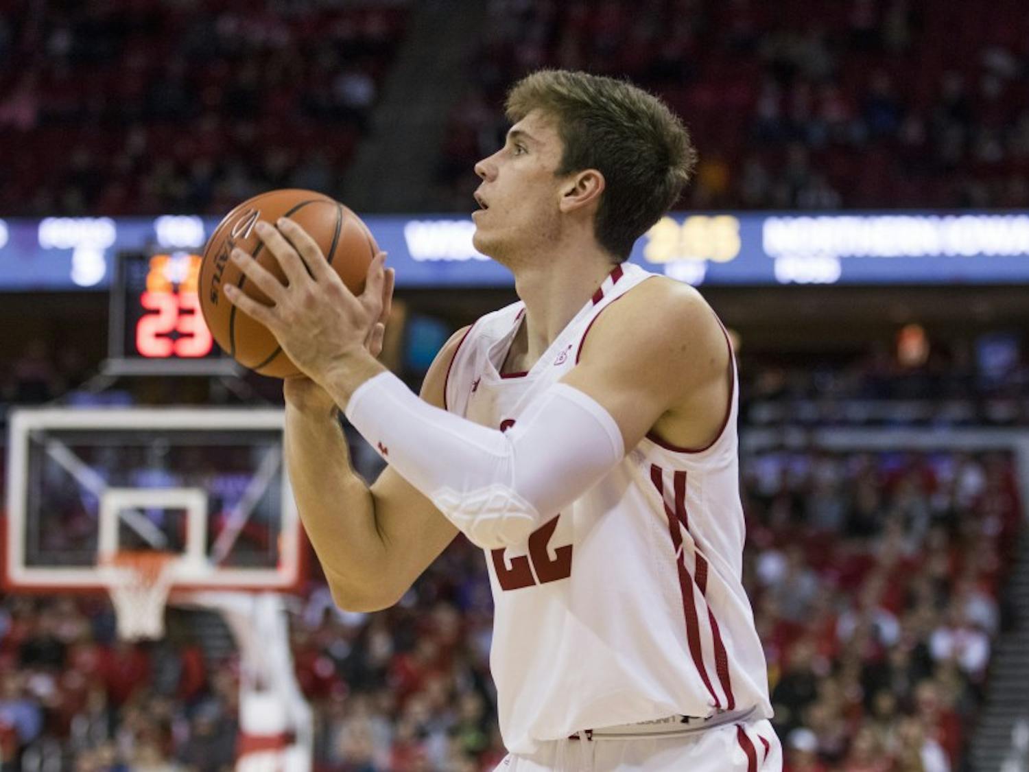 Senior forward&nbsp;Ethan Happ had 18 points and 11 rebounds as Wisconsin staged a second-half comeback to extend its winning streak to five games.