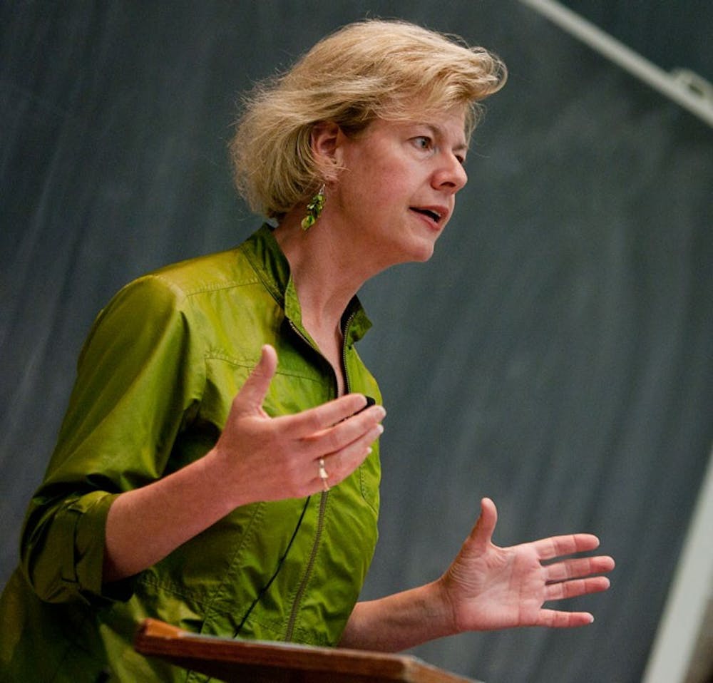 Baldwin addresses chemistry symposium, shows support for research