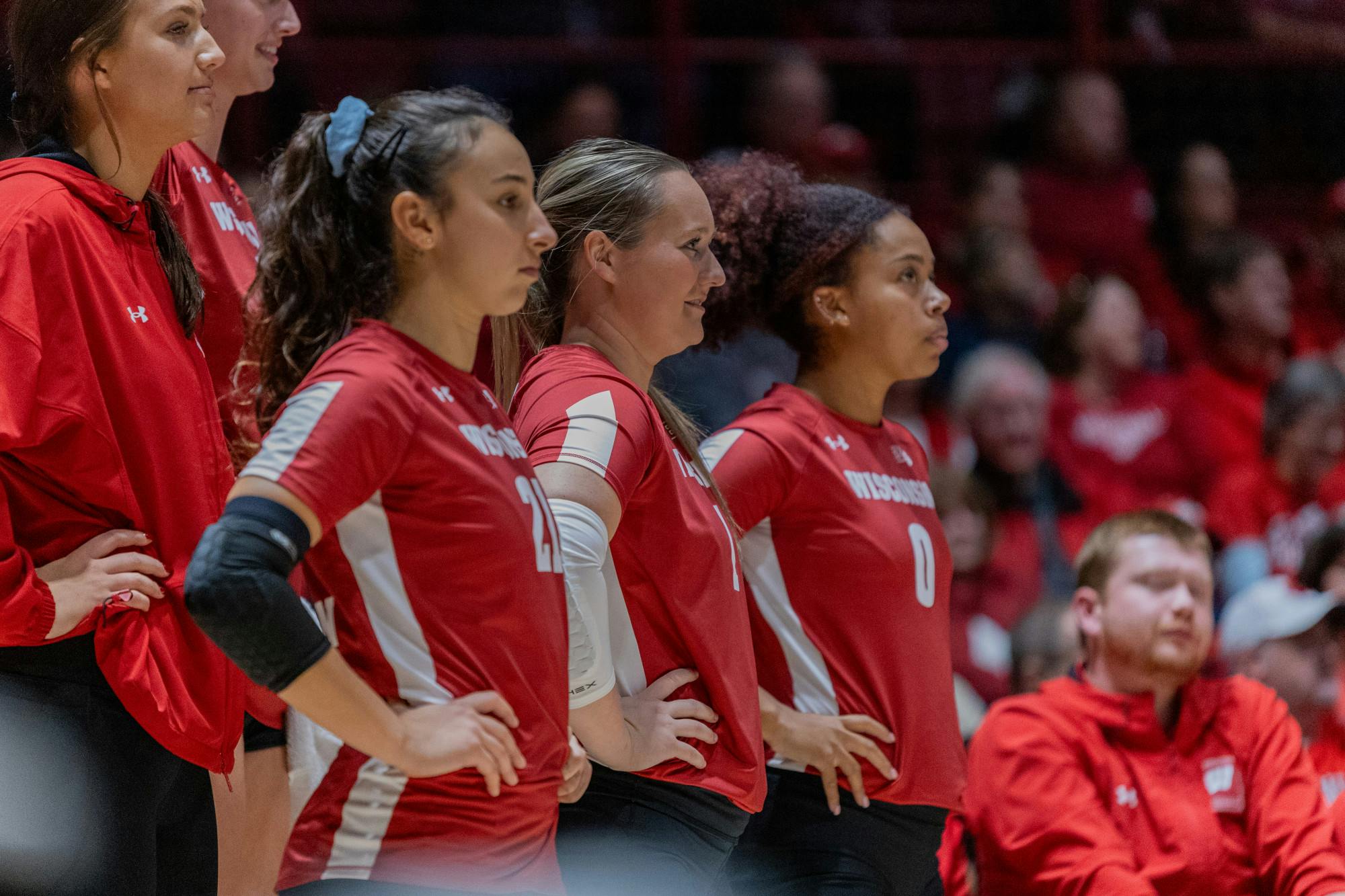 Wisconsin Volleyball vs Illinois