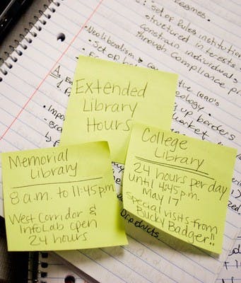 Libraries extend hours for finals week