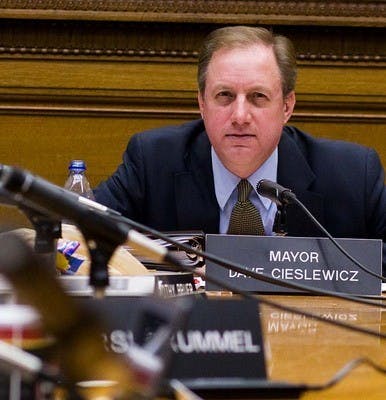 Committee looks into possible bus fare increase