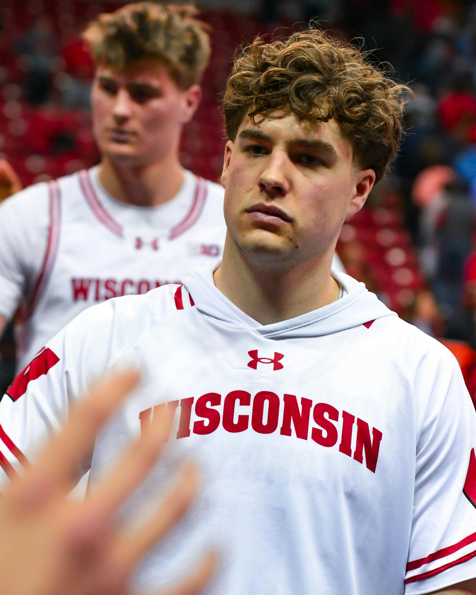 Wisconsin Men’s Basketball Stand Their Ground Against The Scarlet ...