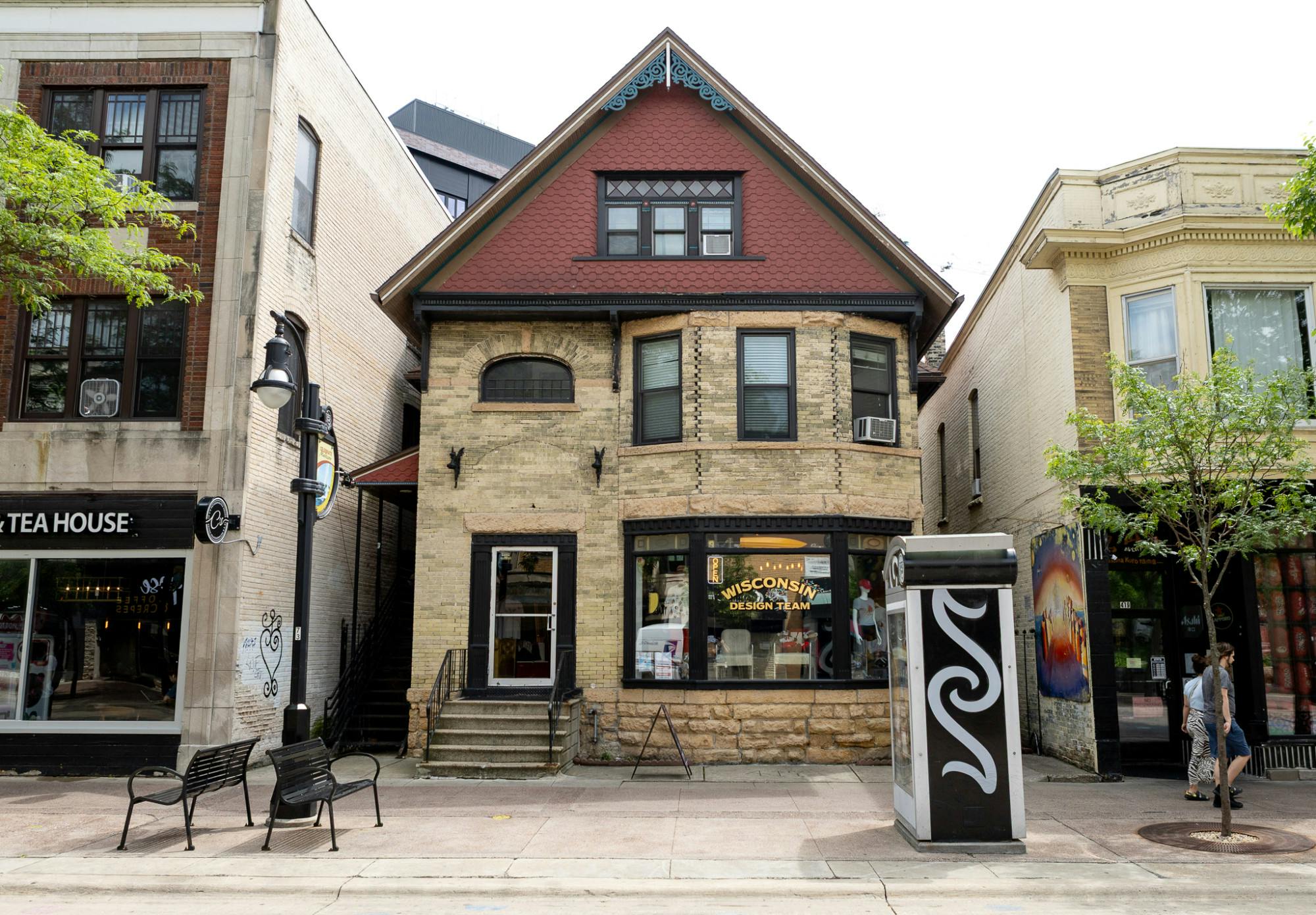 26-6-9_Mintz_WDTBuilding.jpg