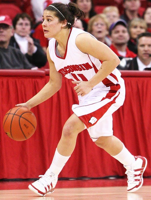 Behind D'Alie's 21 points, Badgers rout Penn State