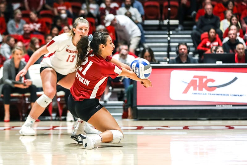 Wisconsin continues win streak, defeats pair of Big Ten adversaries