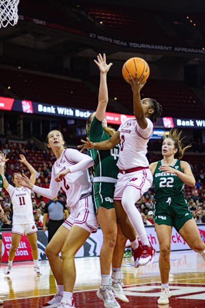 Wisconsin women’s basketball defeats Detroit Mercy for fifth consecutive win