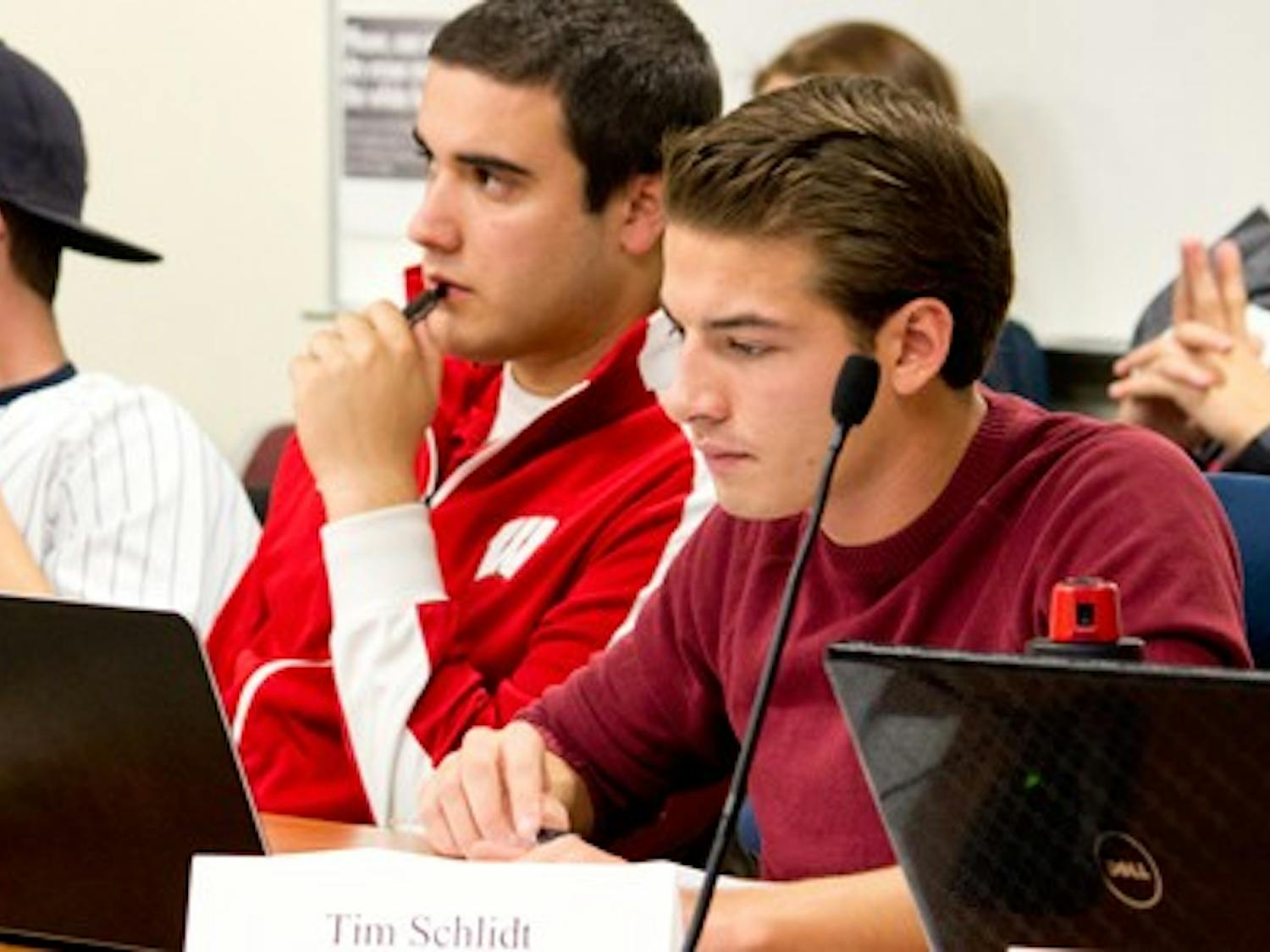 Student Services Finance Committee meets to discuss organizations' eligibility