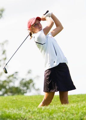 Women's golf finishs fifth over weekend