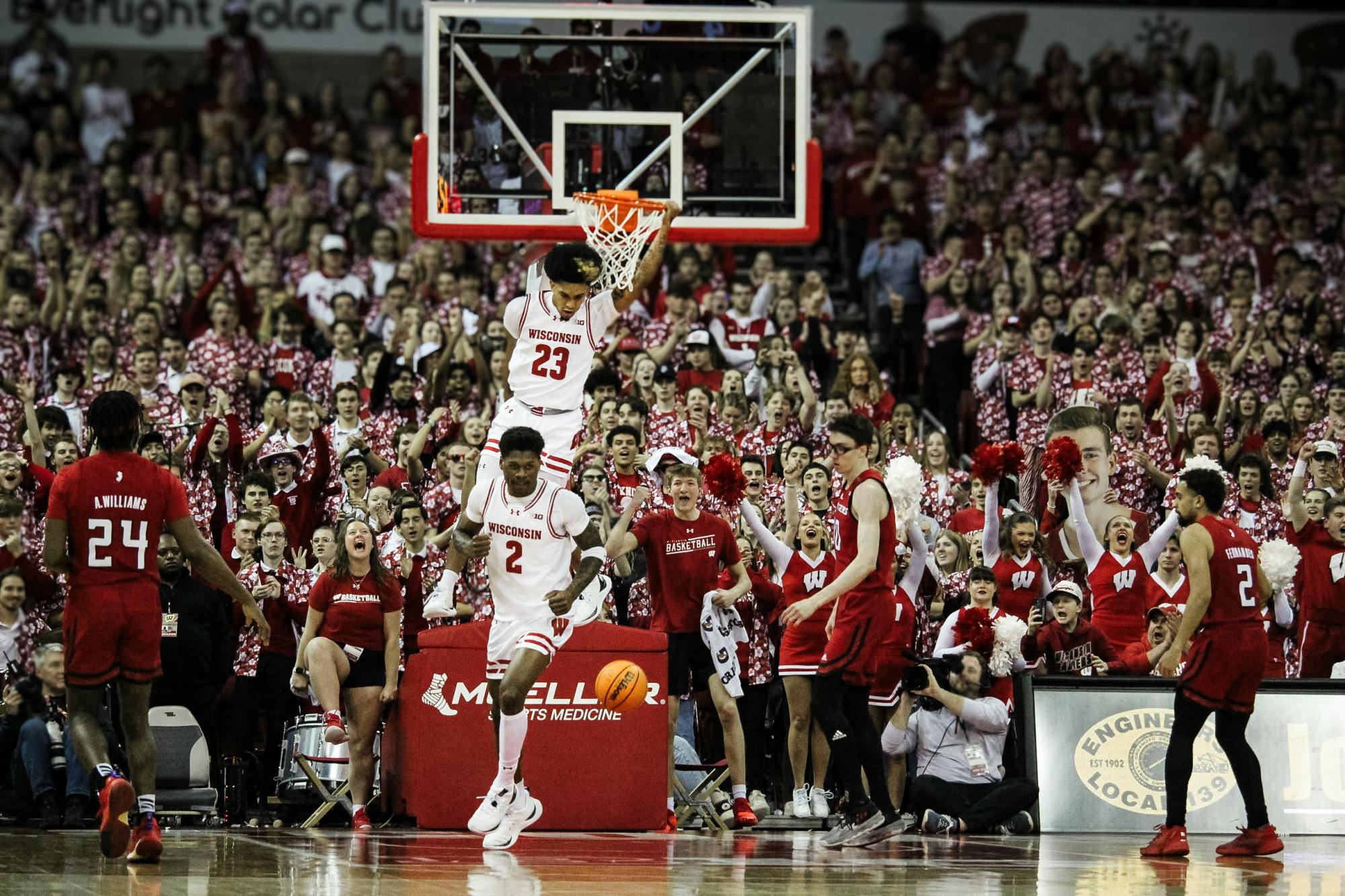 Wisconsin Badgers vs Rutgers Scarlet Knights 03.07.24