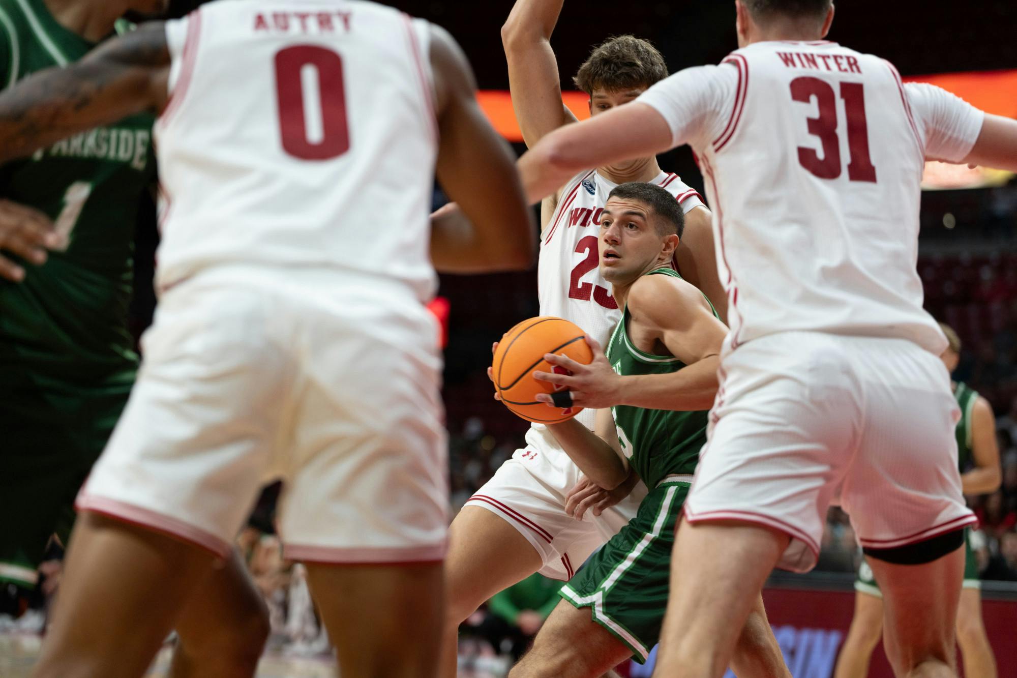 Pena-10-10-26-UWPBasketball-04931.jpg