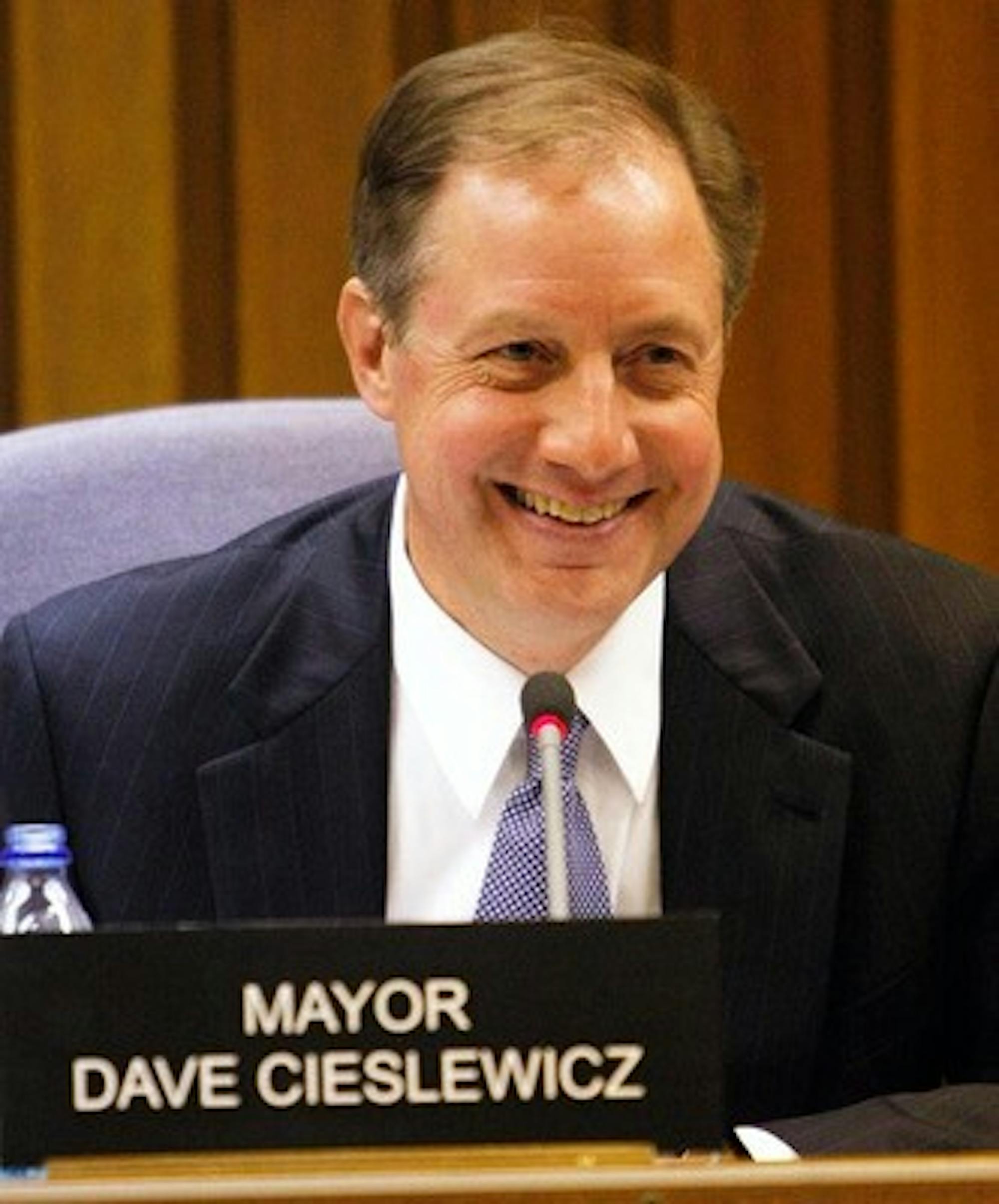 Cieslewicz unveils '09 operating budget