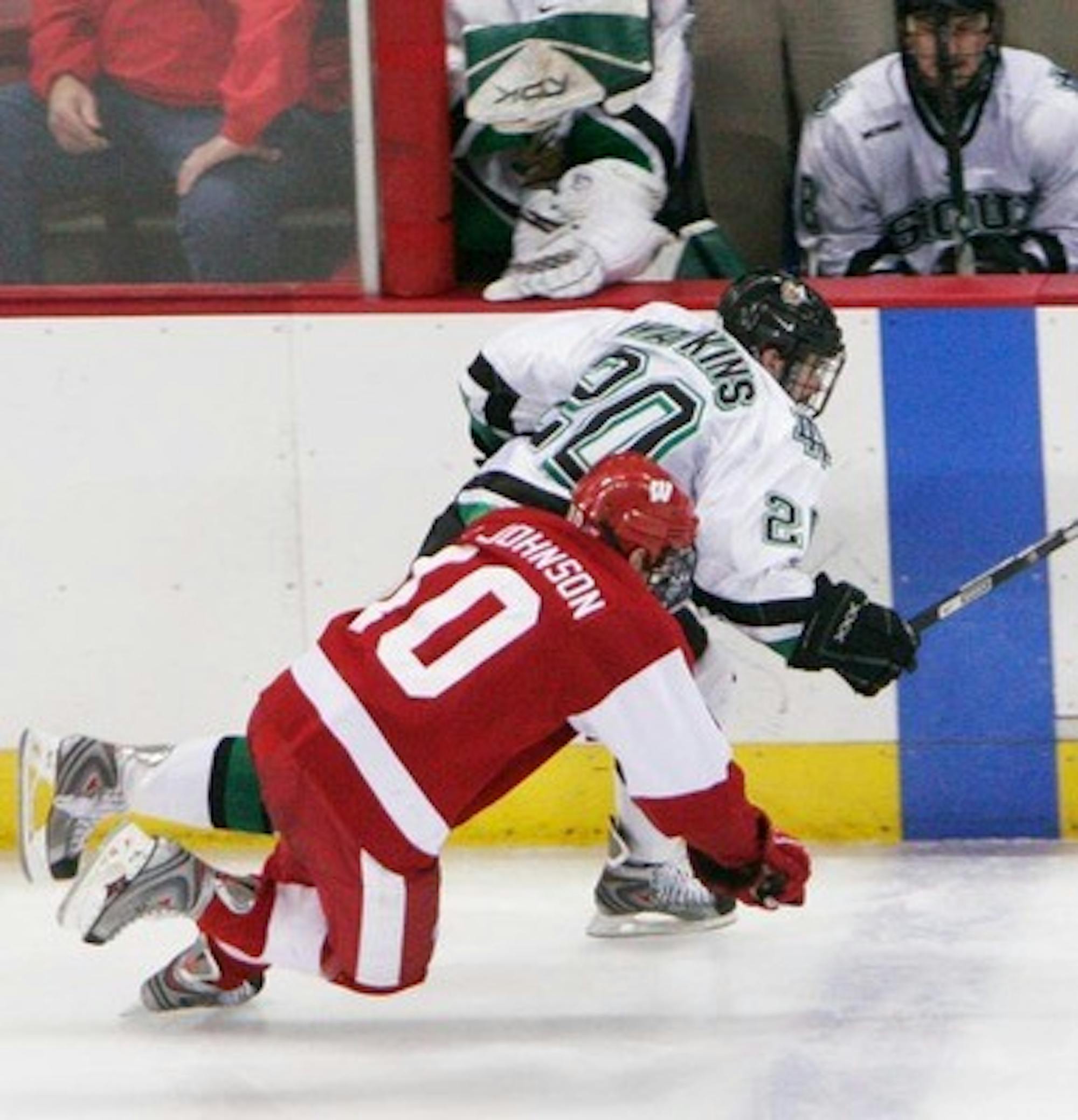 Badgers win pair over weekend