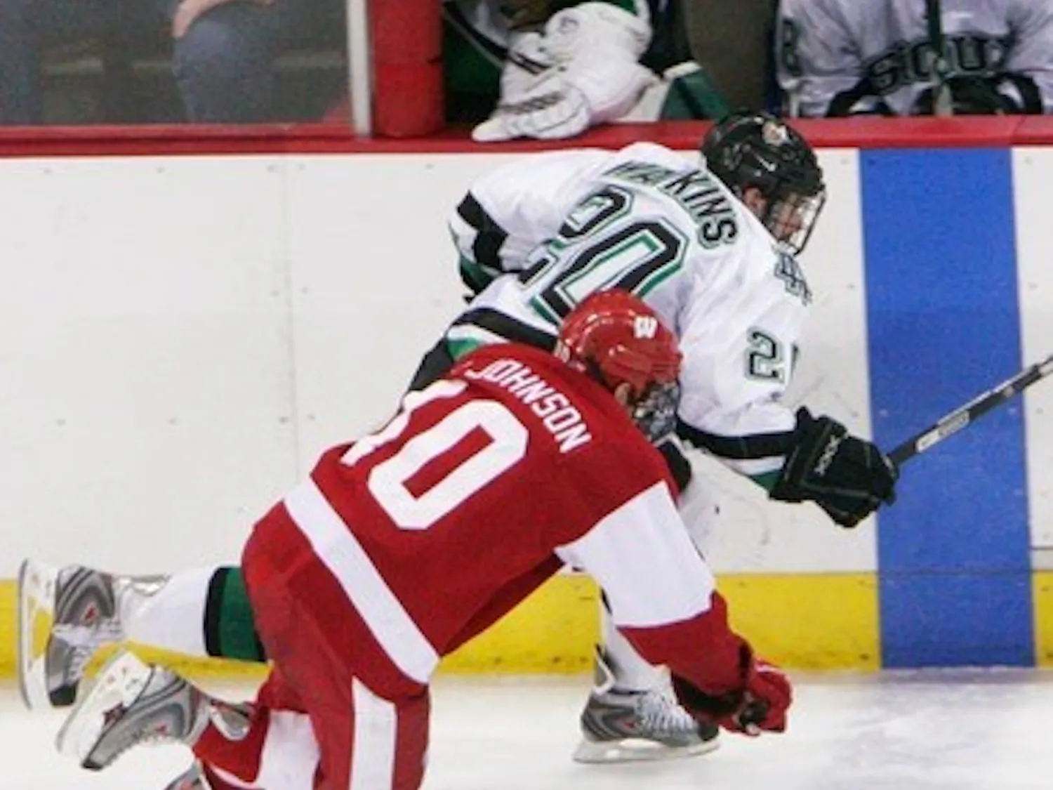 Badgers win pair over weekend