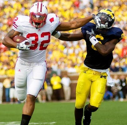 UW overcomes slow start to rout Marshall:Recap