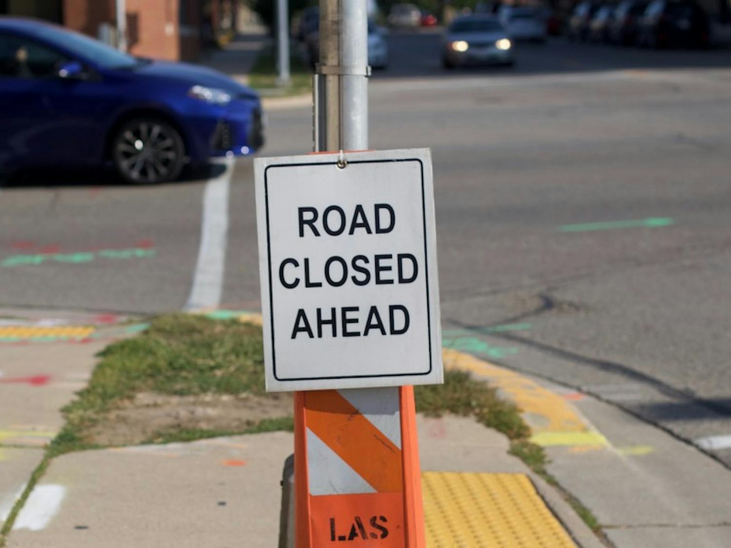 The center traffic lanes of West Washington Avenue will be closed in both directions at the intersection with Bedford Street starting Monday.