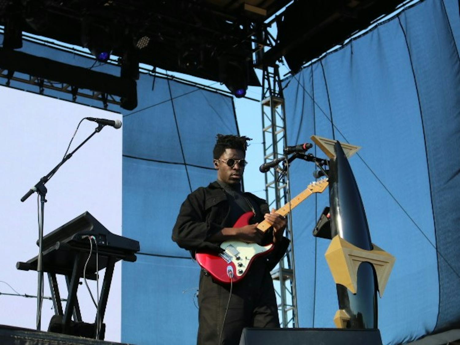Moses Sumney, an Eaux Claires alumni, brought an amazing performance for day two of the festival.