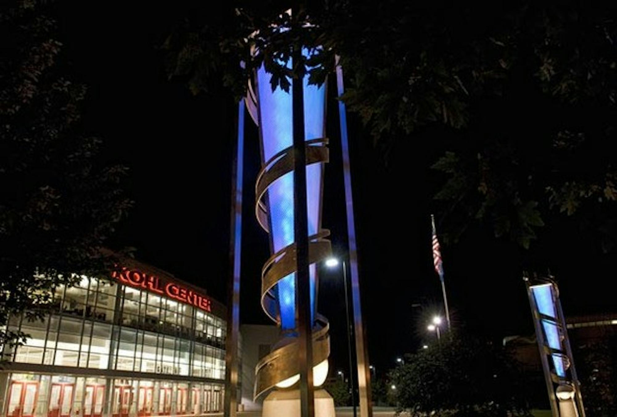 KohlLightSculp_night07_2106