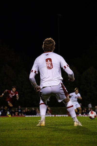 Wisconsin men’s soccer defeats Penn State, falls to Michigan in close road battle