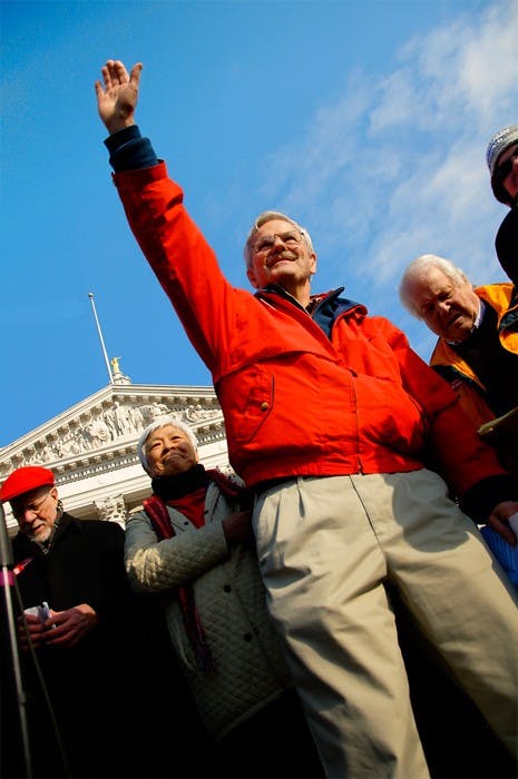 Dane Co. judge blocks budget repair bill