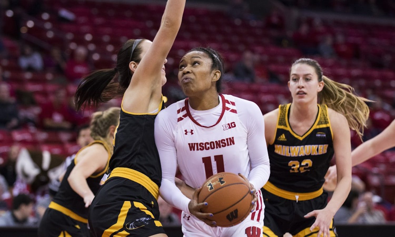 Senior forward Marsha Howard followed up her 1000th career point against Ohio State with a dominant game at home Wednesday night versus Illinois.