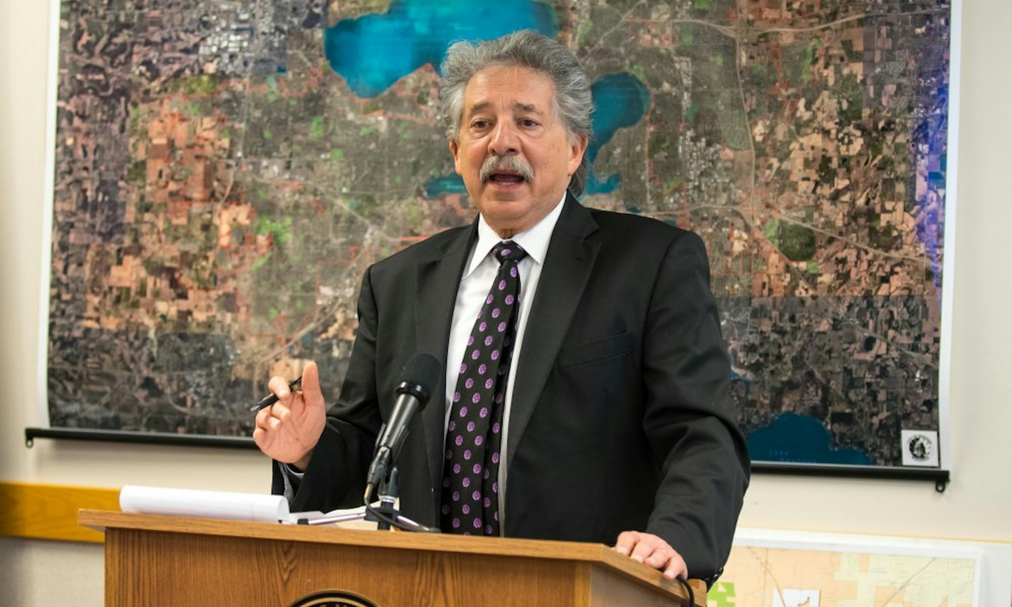 Madison Mayor Paul Soglin will not seek re-election, but will continue his campaign for the Democratic nomination for governor.