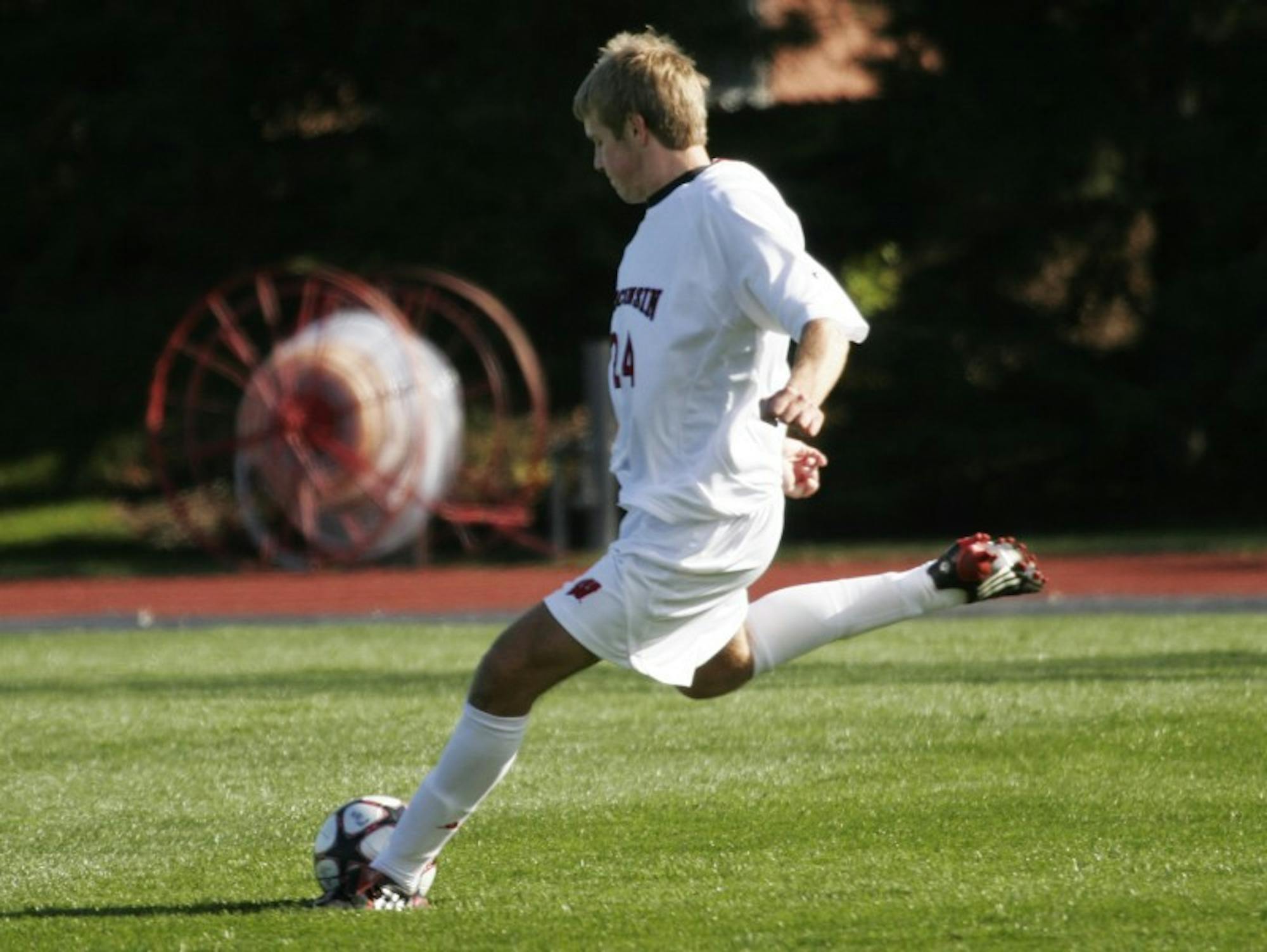 UW prepares for Northwestern