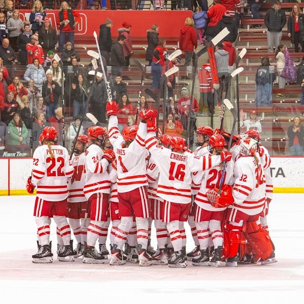 Wisconsin claims second straight national title in dramatic 3-2 win over Ohio State