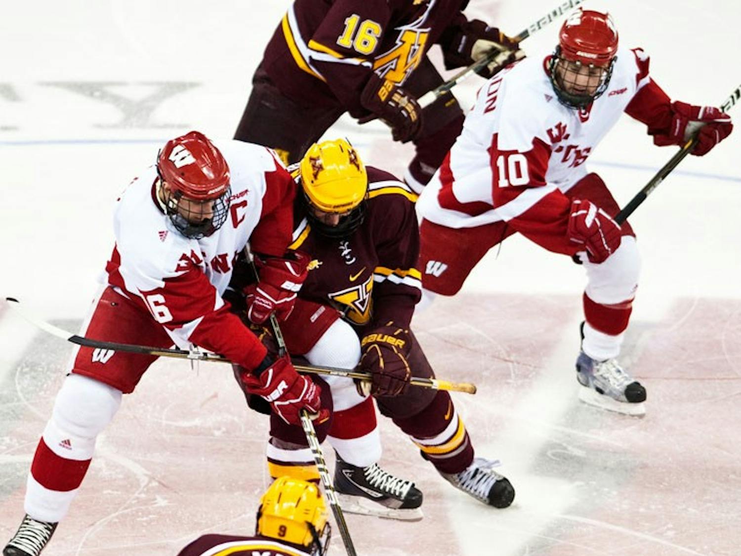 Puck to drop for six-team Big Ten hockey conference in 2013-14
