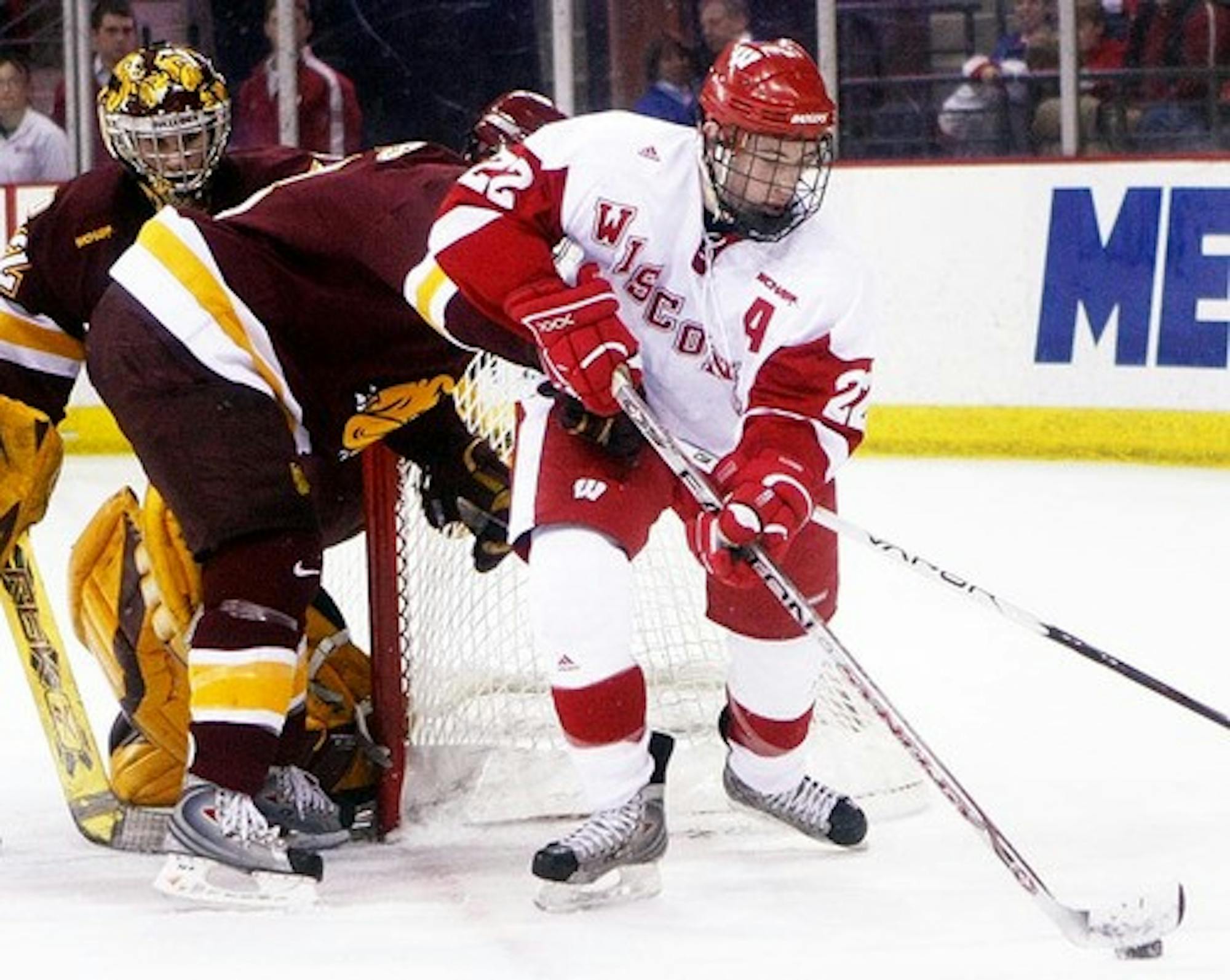 Wisconsin men's hockey opens season against Boston College