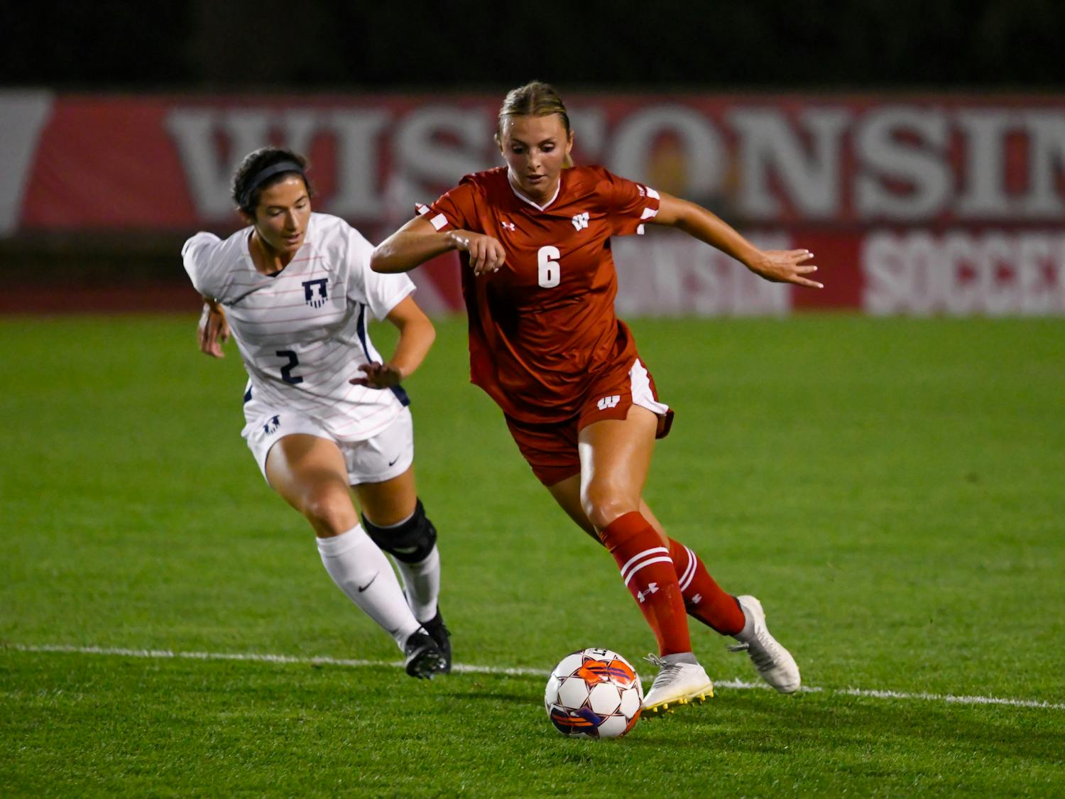Wisconsin Women's Soccer vs Illinois35.jpg