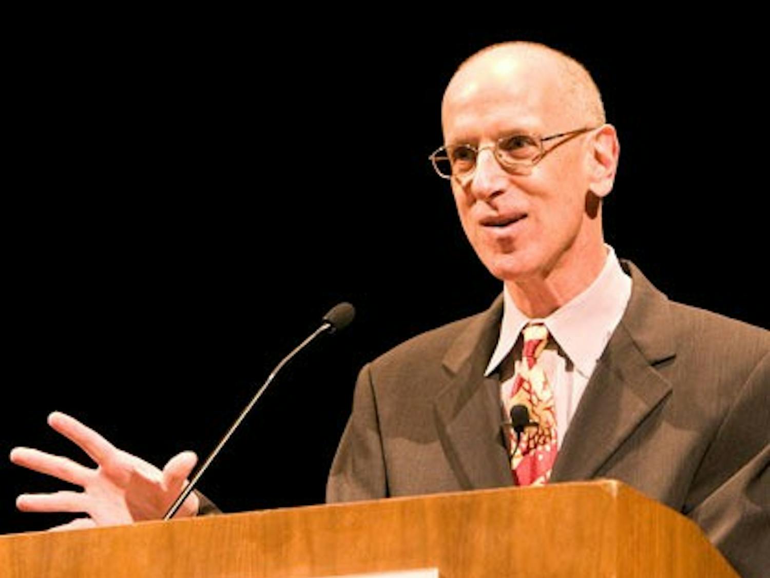 'Naked Truth' author dishes hook up and dating how-tos