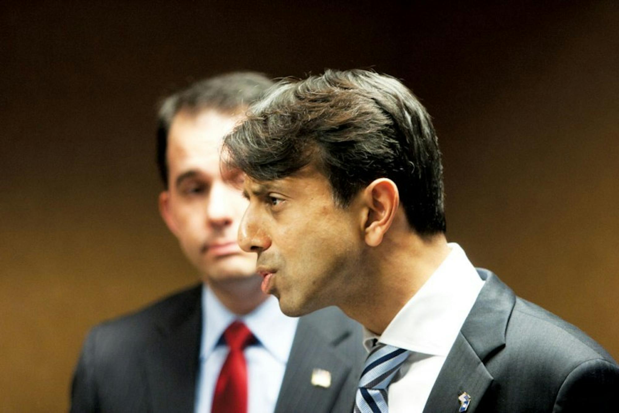 Jindal stumps for Walker, gets flack from La. students