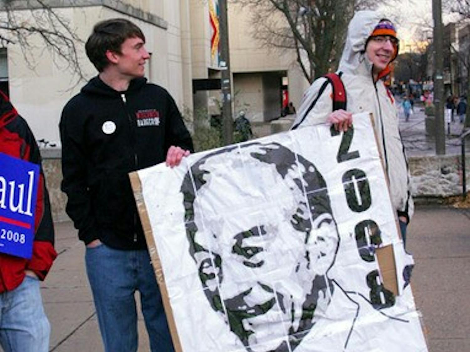 UW students join Ron Paul's 'day of donation'