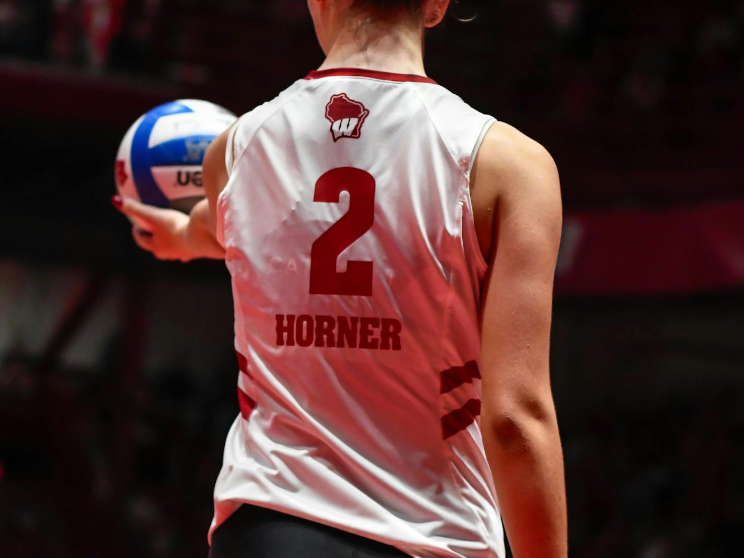 WISCONSIN-VOLLEYBALL-VS-UCLA2157.jpg