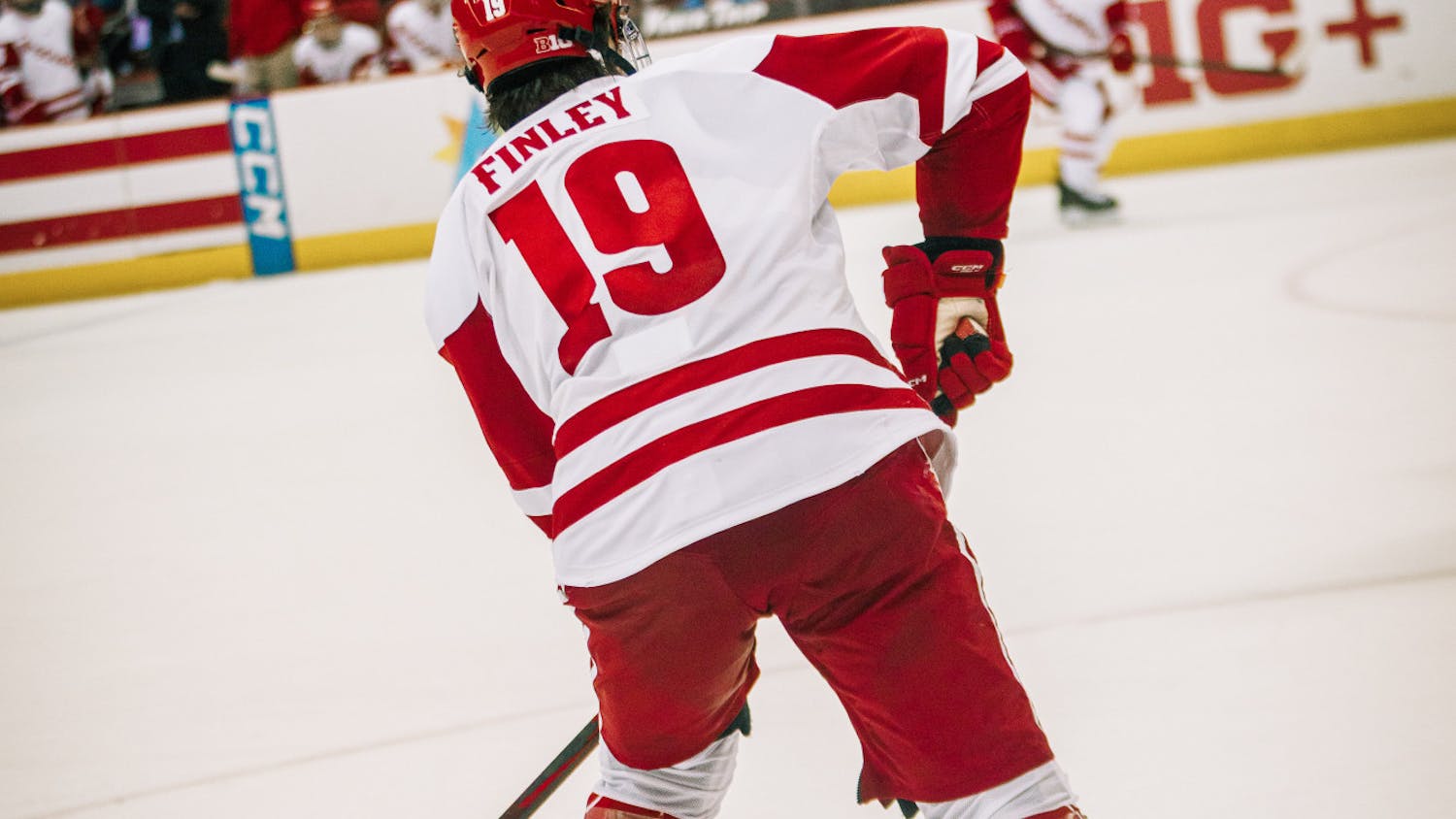 wavphotography_hockey_wisco_10-25-18.jpg