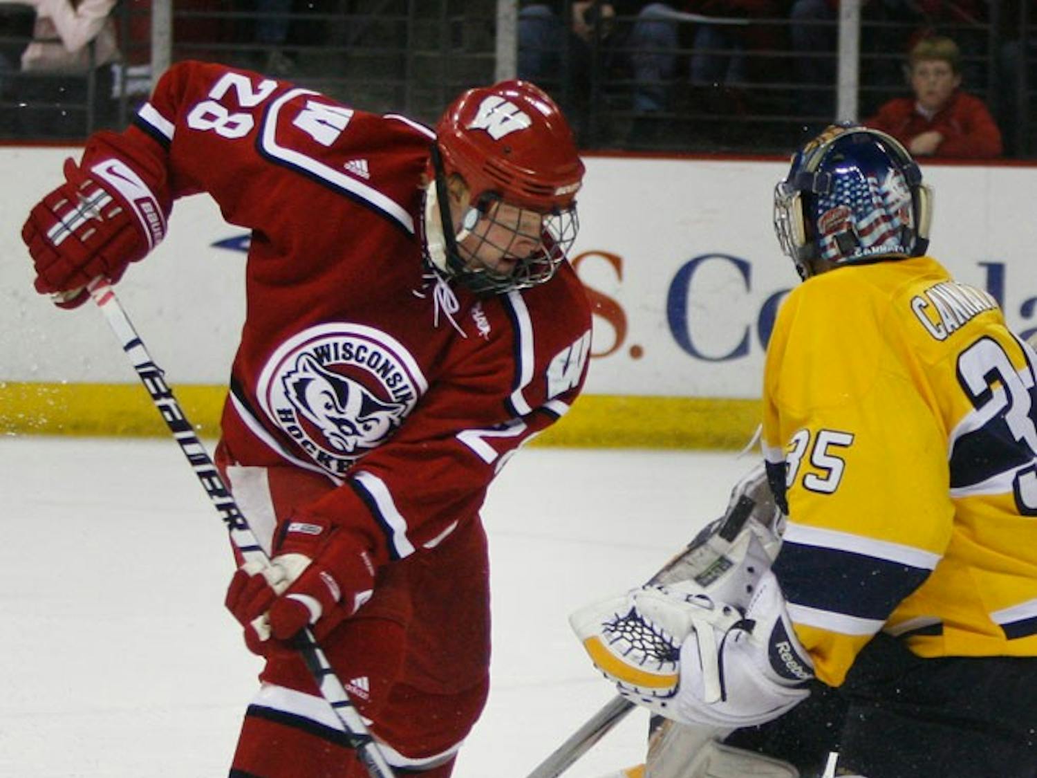 Feast of famine: UW splits series with Tigers