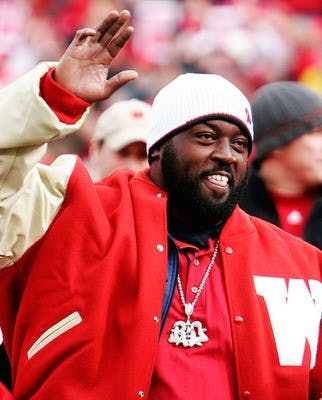 All UW backs banned from OP