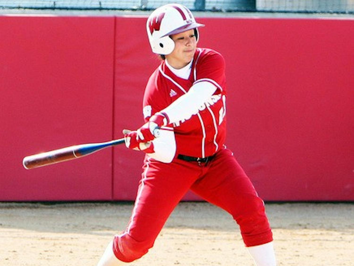 Badger softball drops four games to Iowa and Illinois