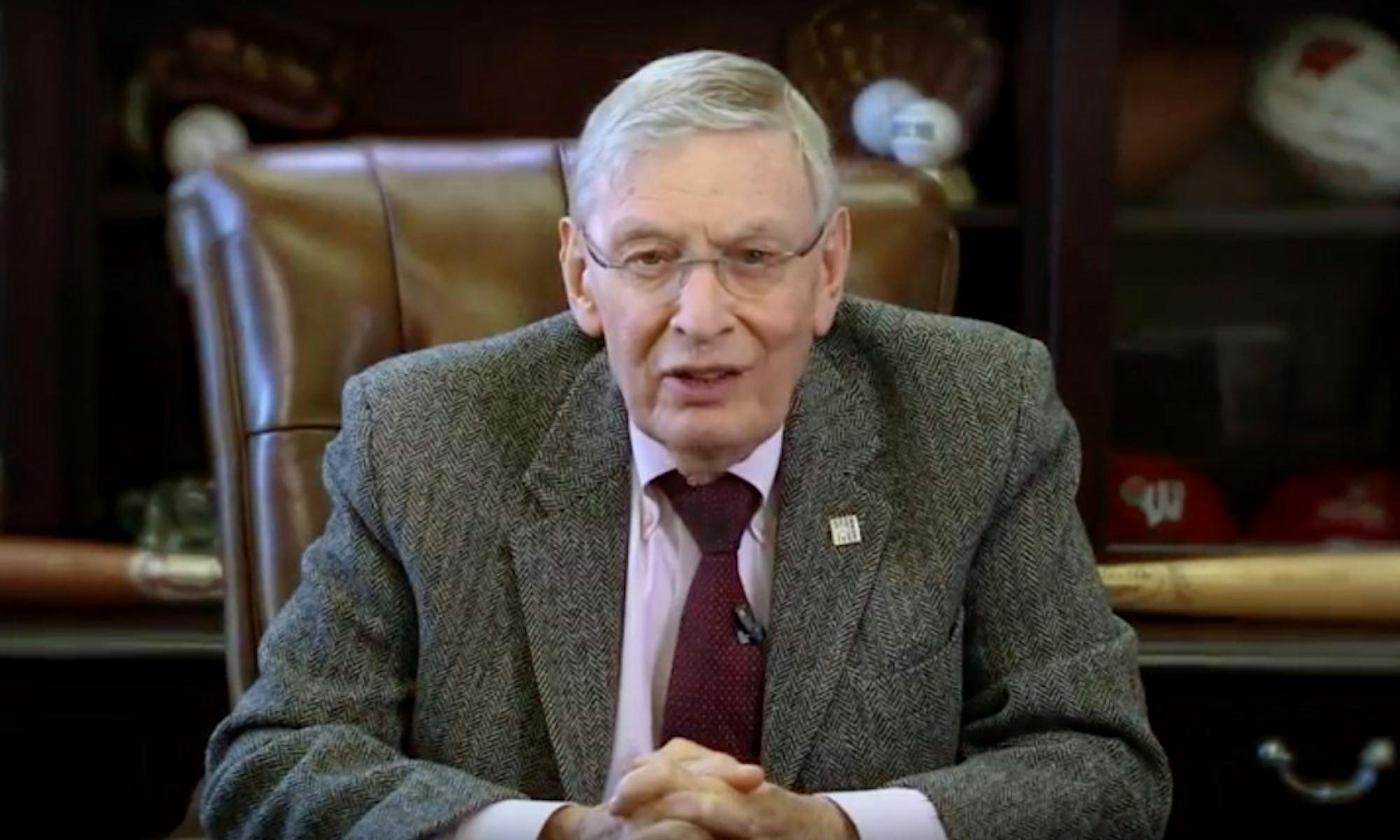 Bud Selig, a UW-Madison graduate and longtime Commissioner of Baseball, will give the commencement speech for the university’s winter graduating class of 2018.