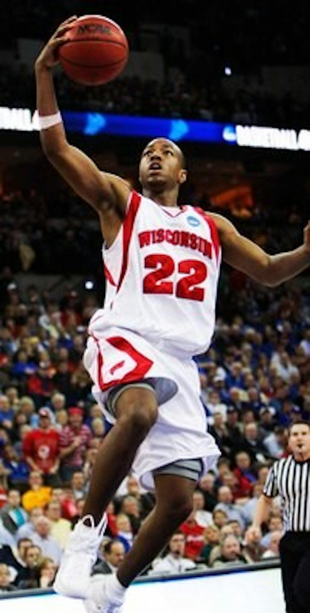 MARCHING TO MOTOWN: Beasley no match for Badgers, UW to face Davidson in Sweet 16