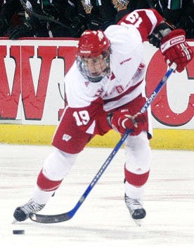 UW heads to Colorado College