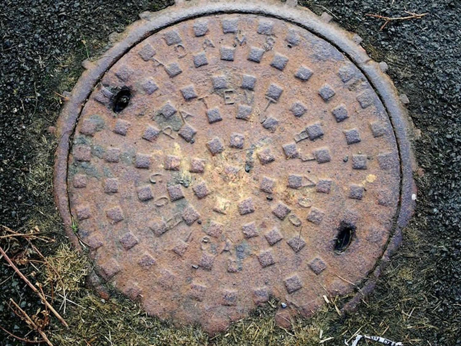 Rossographer_manhole.jpg