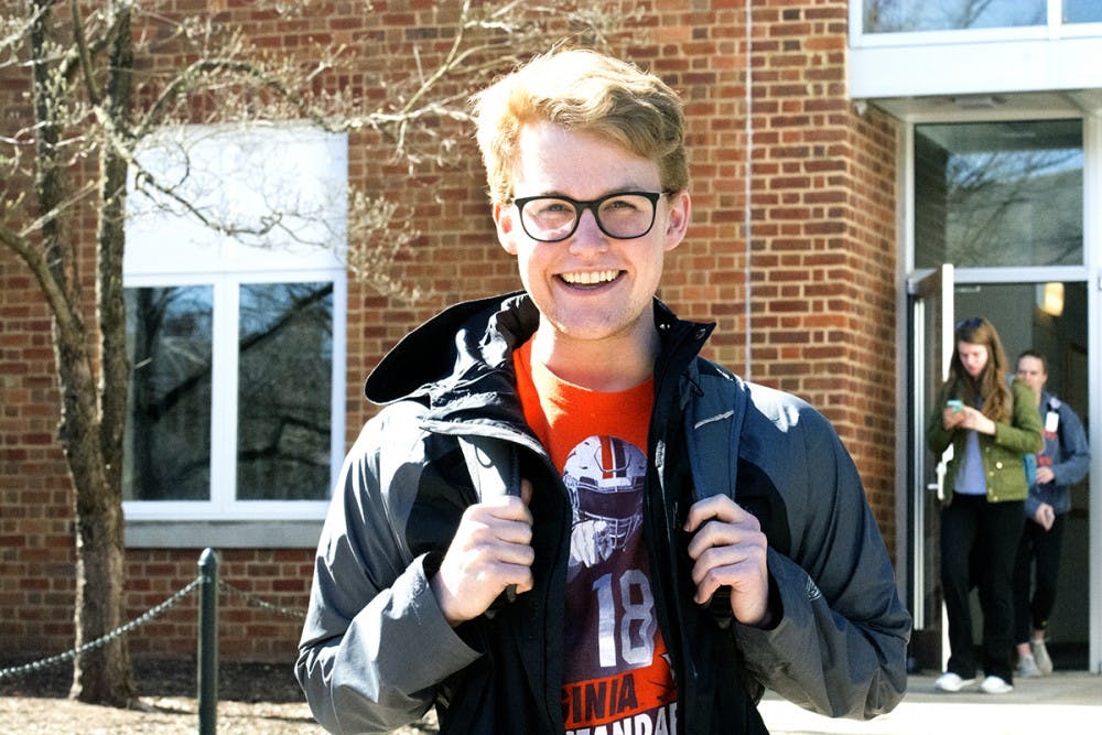 Humor columnist Heath Yancey describes a phenomenon seen in large lecture classes.