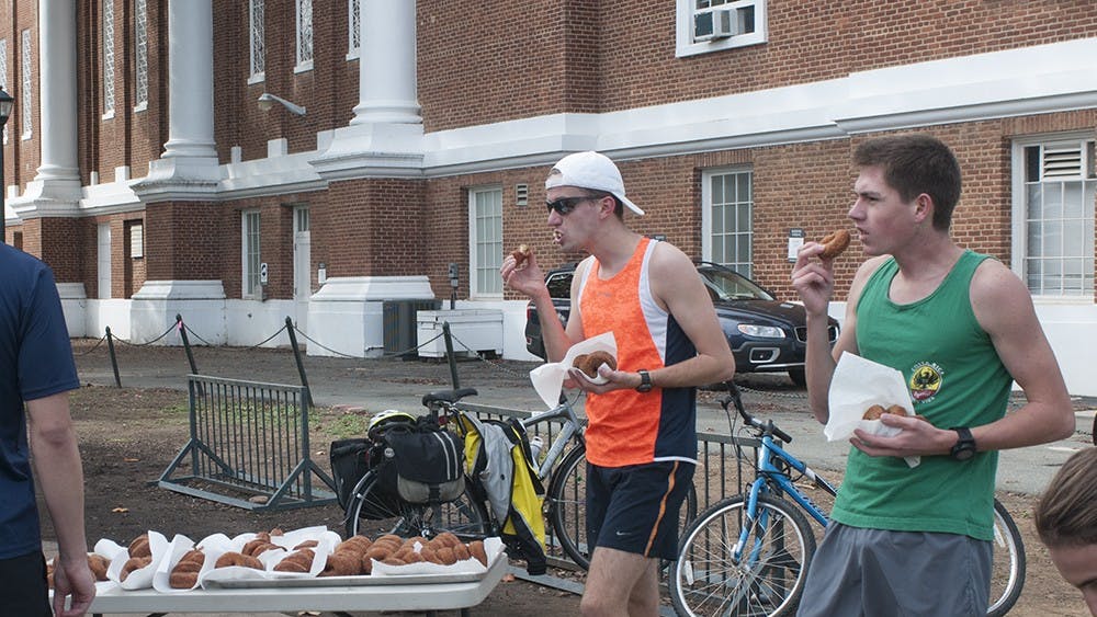 Doughnut Duo runners&nbsp;were charged $10 for&nbsp;online&nbsp;entries&nbsp;or $15 at the race in order to participate. All participants were required to eat four doughnuts between the first and second mile. Runners could compete individually or as part of a relay group.