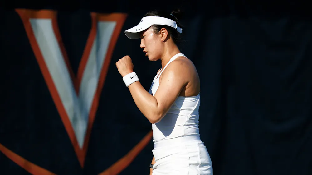 Vivian Yang scored the clincher on Court 1.