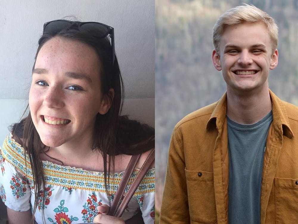 After a late lunch at Bellair Market, Emma and Jeremy continued their date at a nearby reservoir.