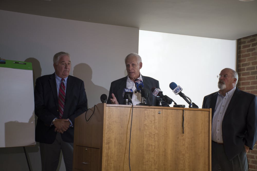 McClintock (left), Harding (middle) and Hudson (right) held the press conference to assert that Soering is "way beyond a reasonable doubt" not guilty of the 1985 murders of Derek and Nancy Haysom.