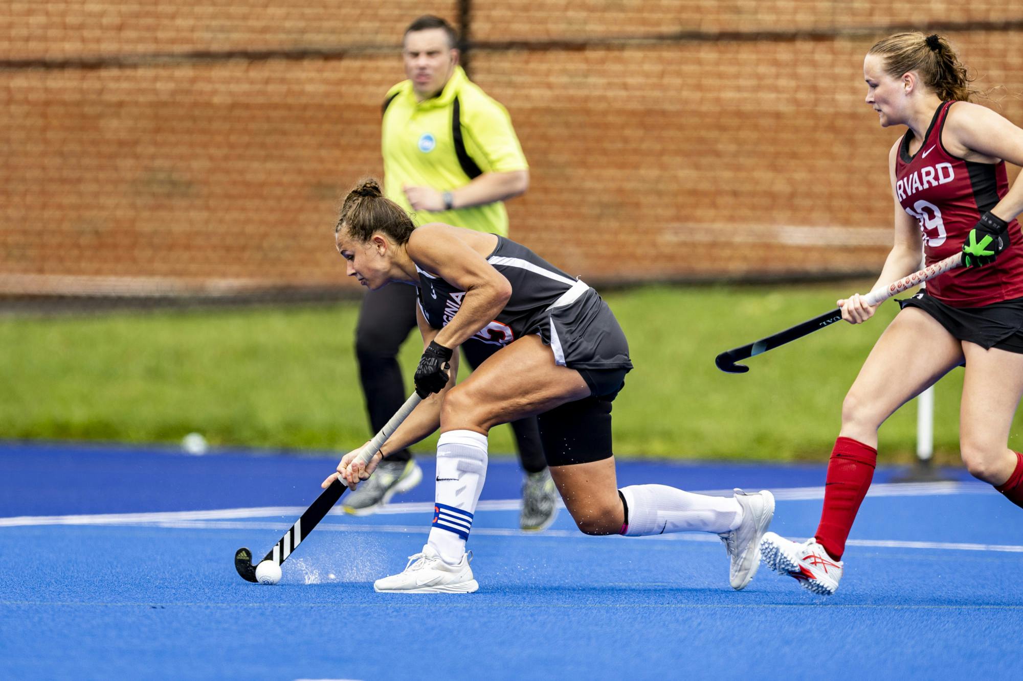 The Cavaliers (5-1, 0-0 ACC) shut out the Crimson (2-2, 0-0 Ivy) Sunday afternoon to extend their winning streak to four games.