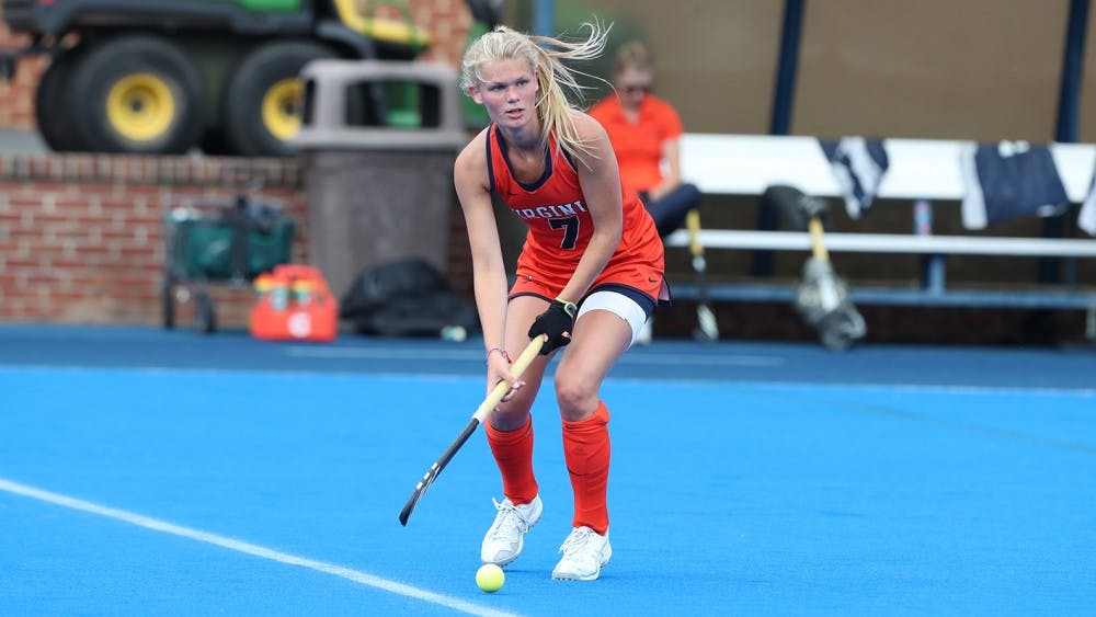 <p>Freshman back Cato Geusgens is one of three Dutch players on the field hockey team.</p>