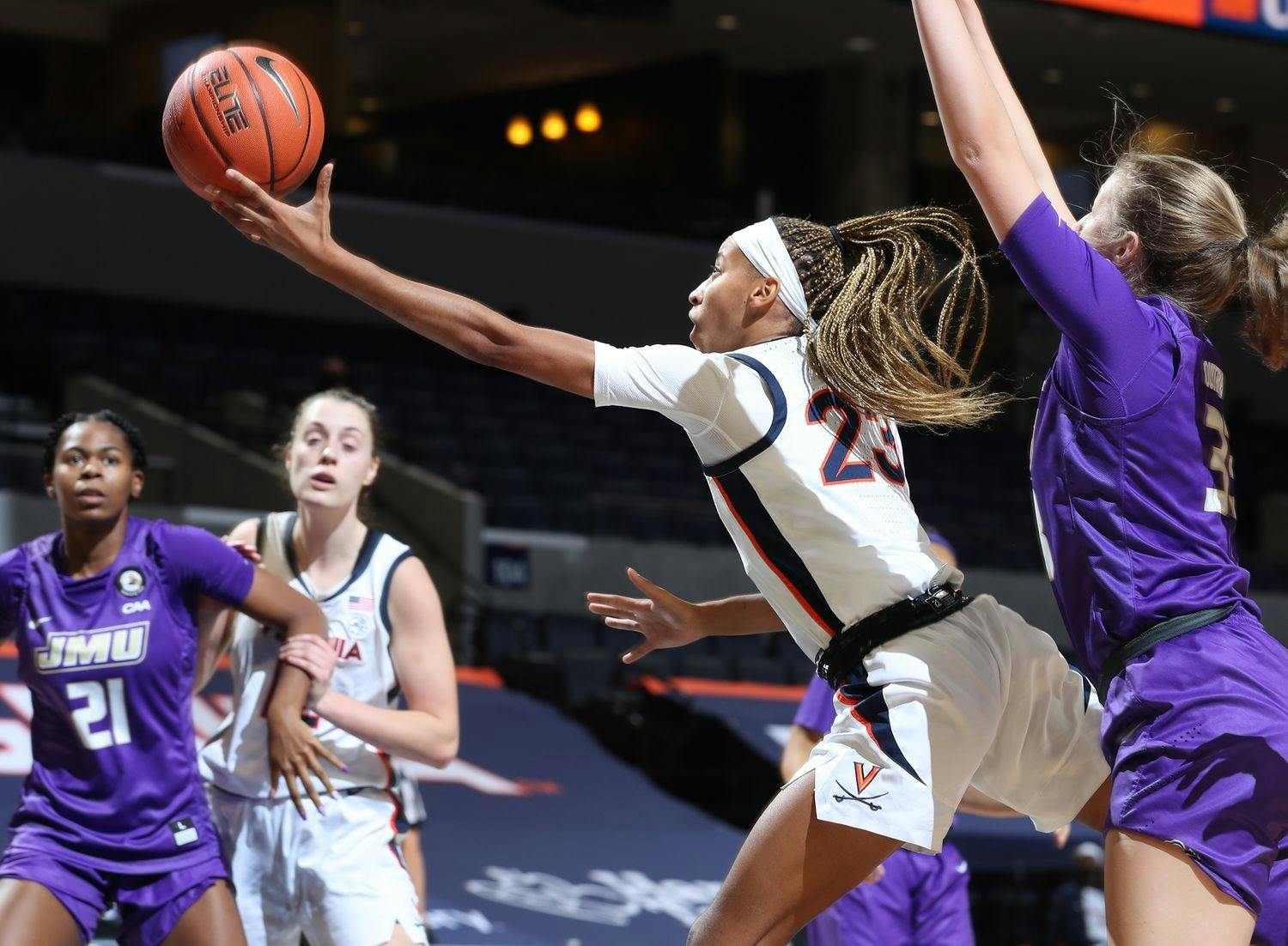 Amandine Toi led the Cavaliers with a career-high 17 points which included three three-pointers.